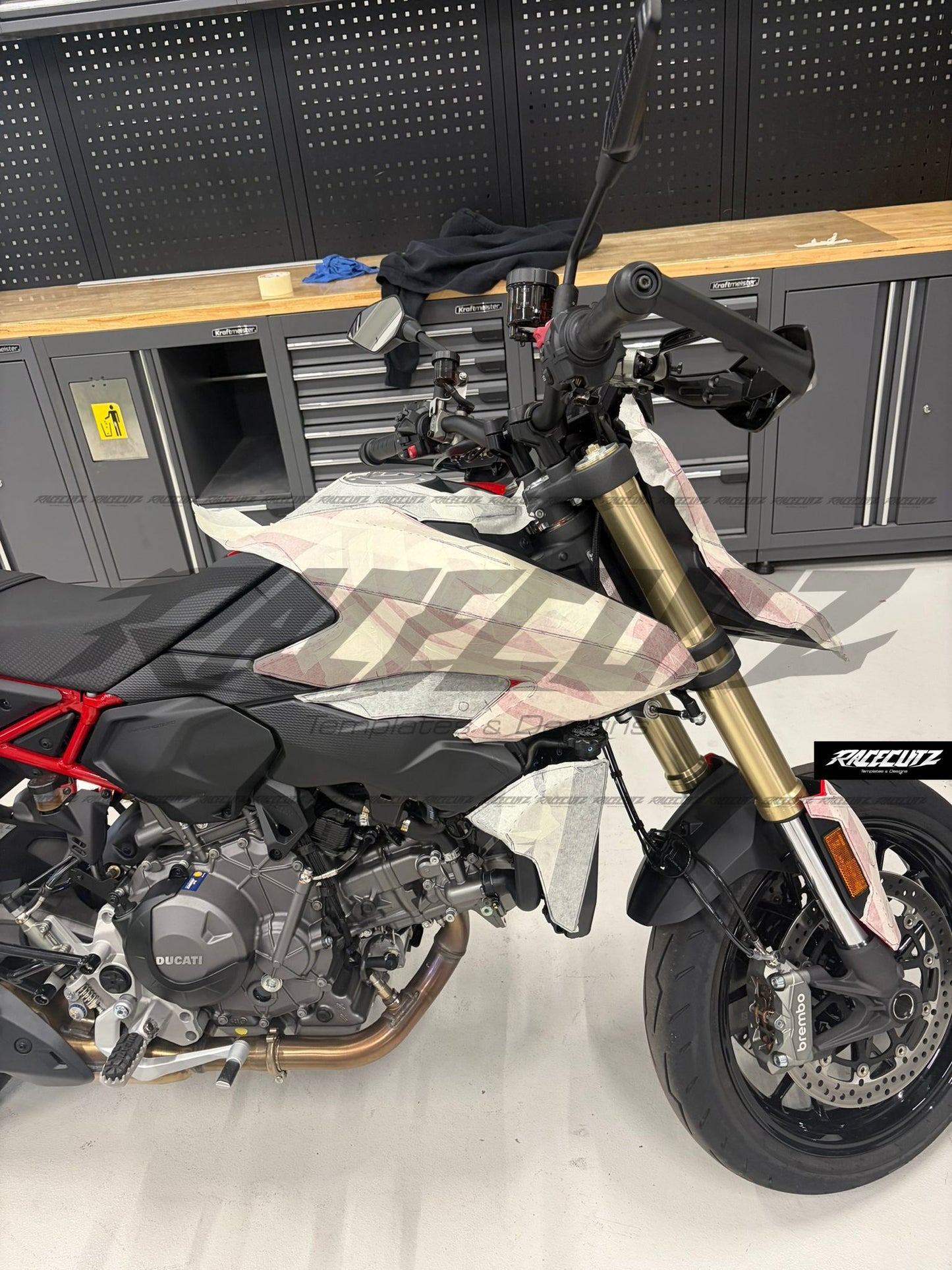 DUCATI HYPERMOTARD 890 V2 & V2SP 2026 TEMPLATE