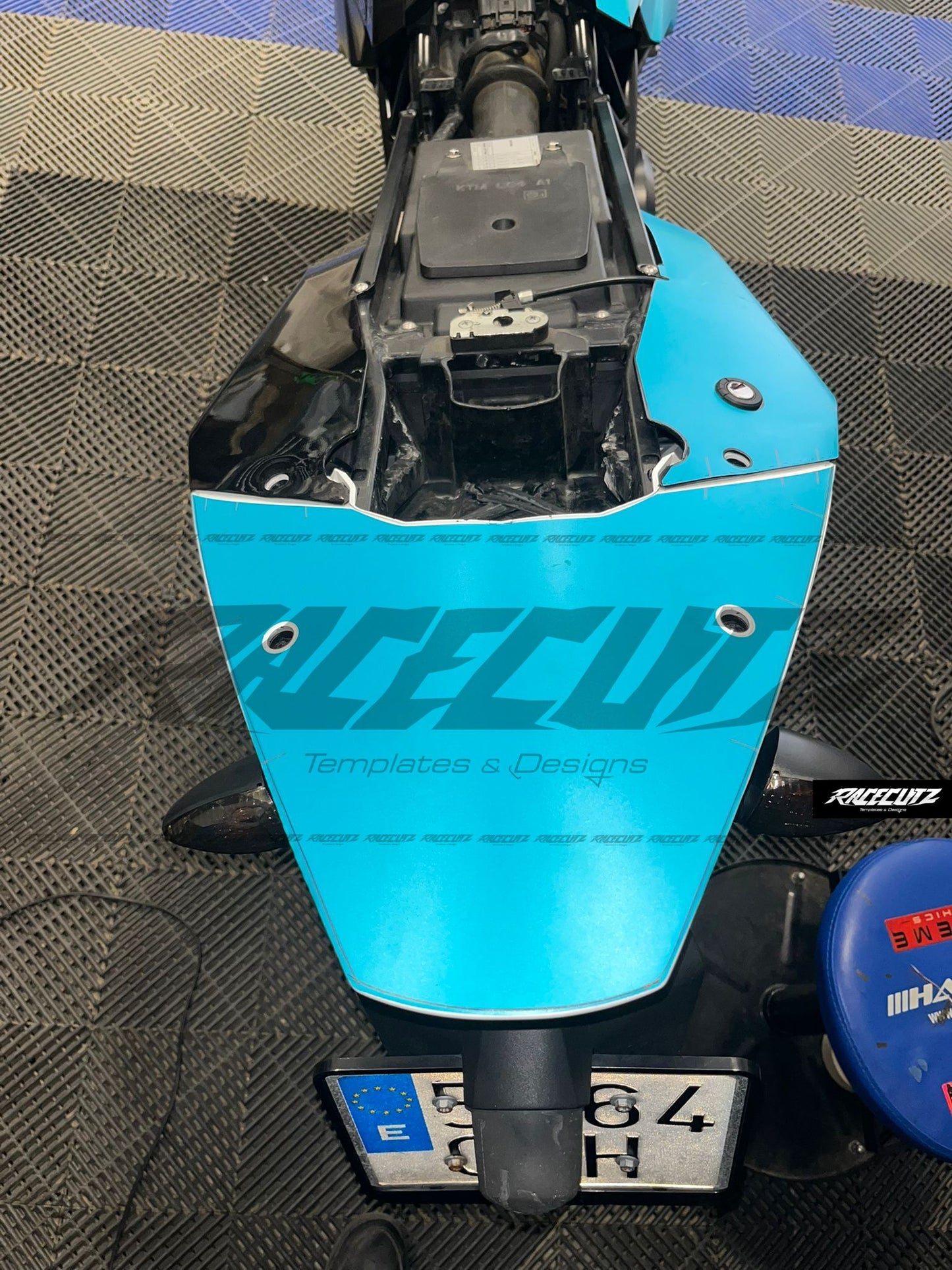KTM 690 DUKE 2008-2011 TEMPLATE