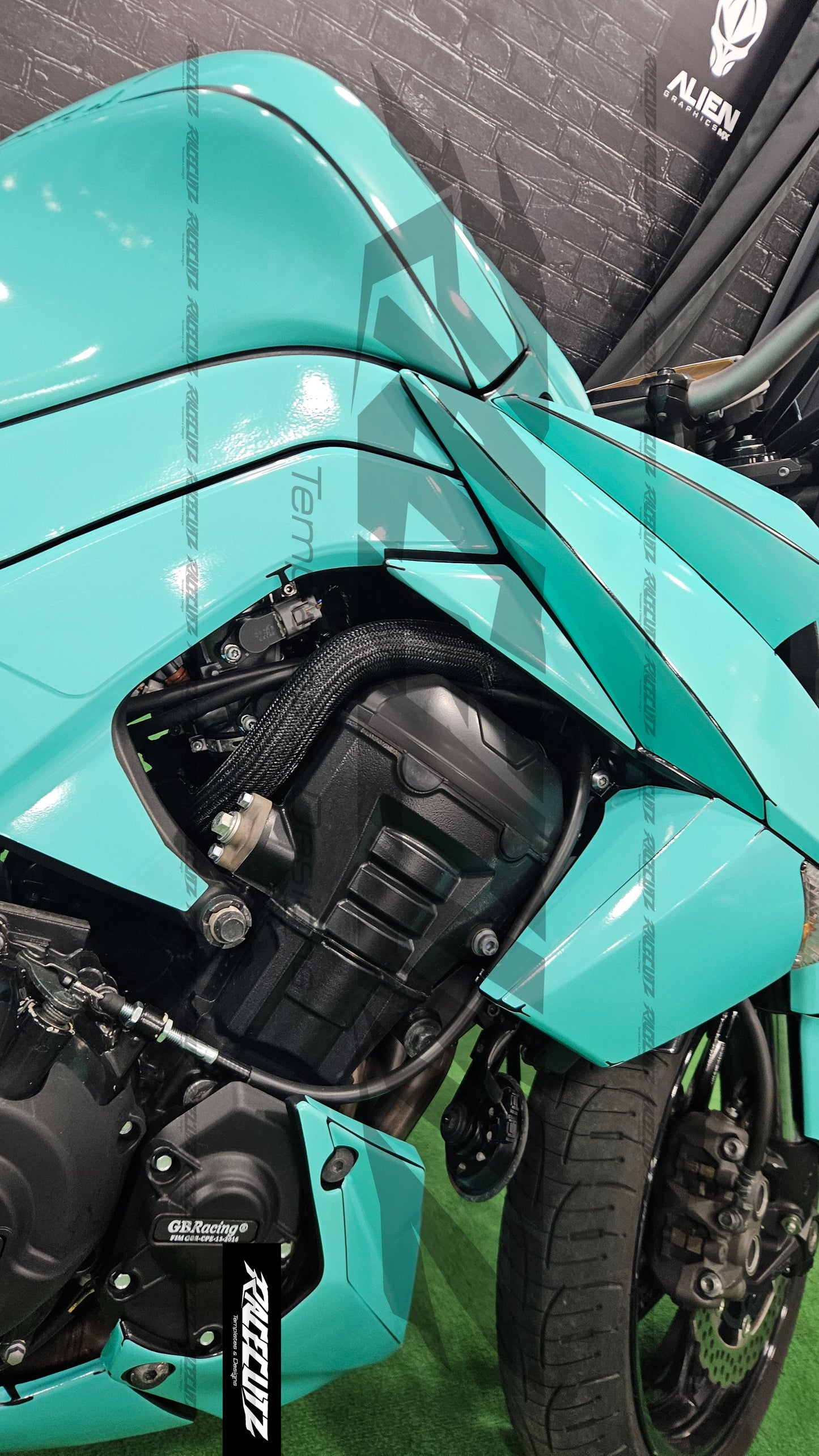 KAWASAKI Z1000 2010-2013 TEMPLATE