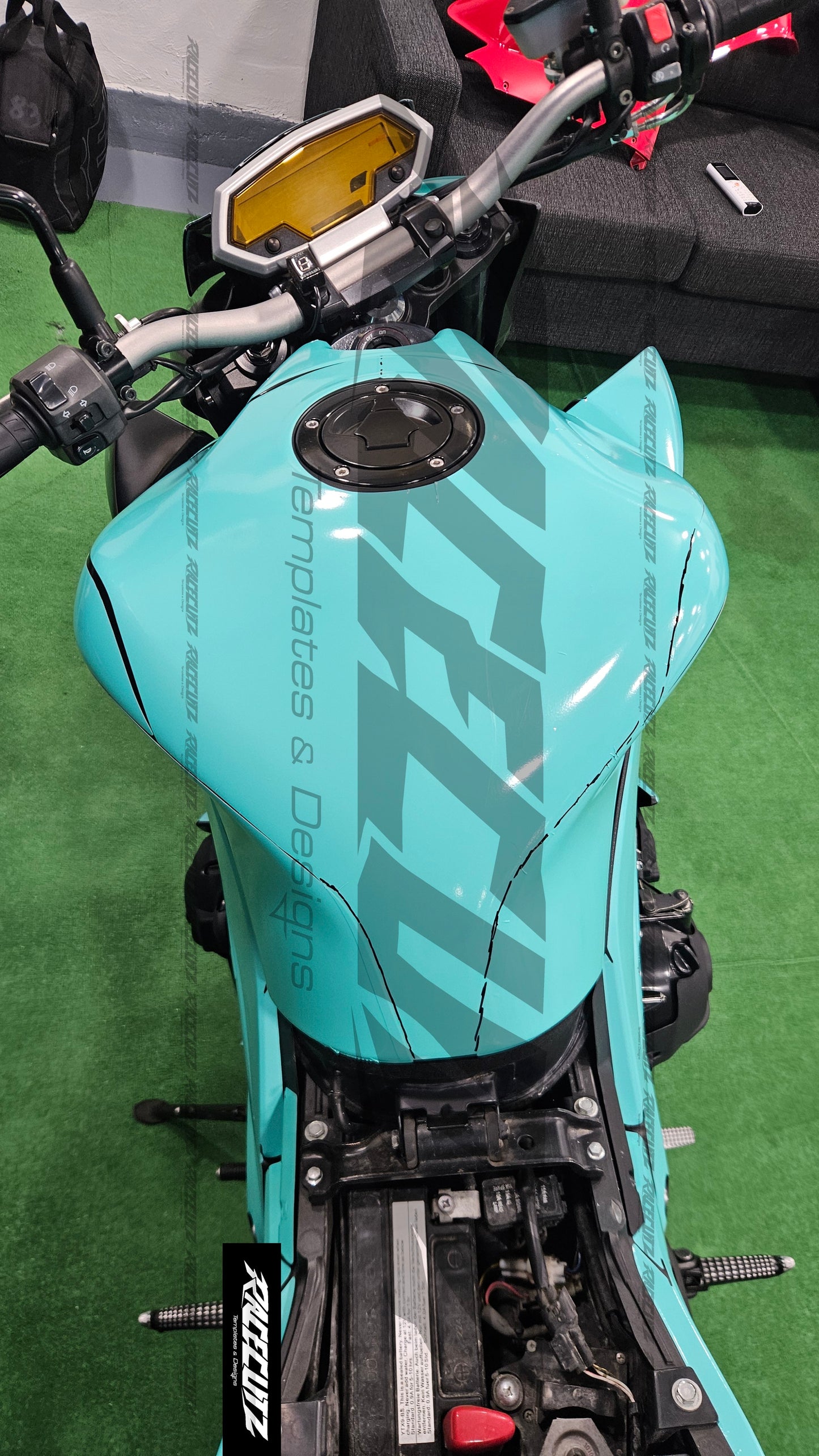 KAWASAKI Z1000 2010-2013 TEMPLATE