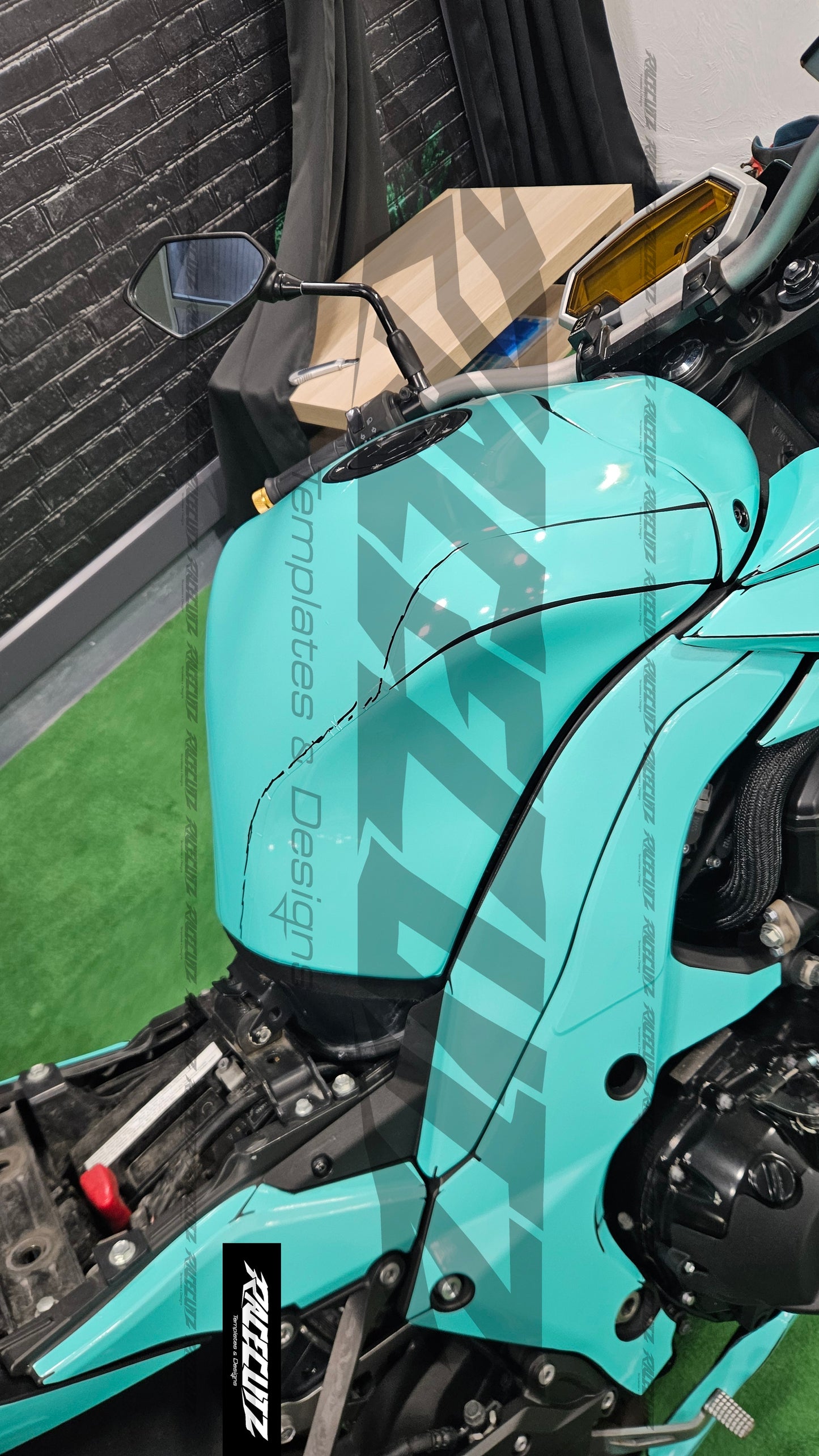 KAWASAKI Z1000 2010-2013 TEMPLATE