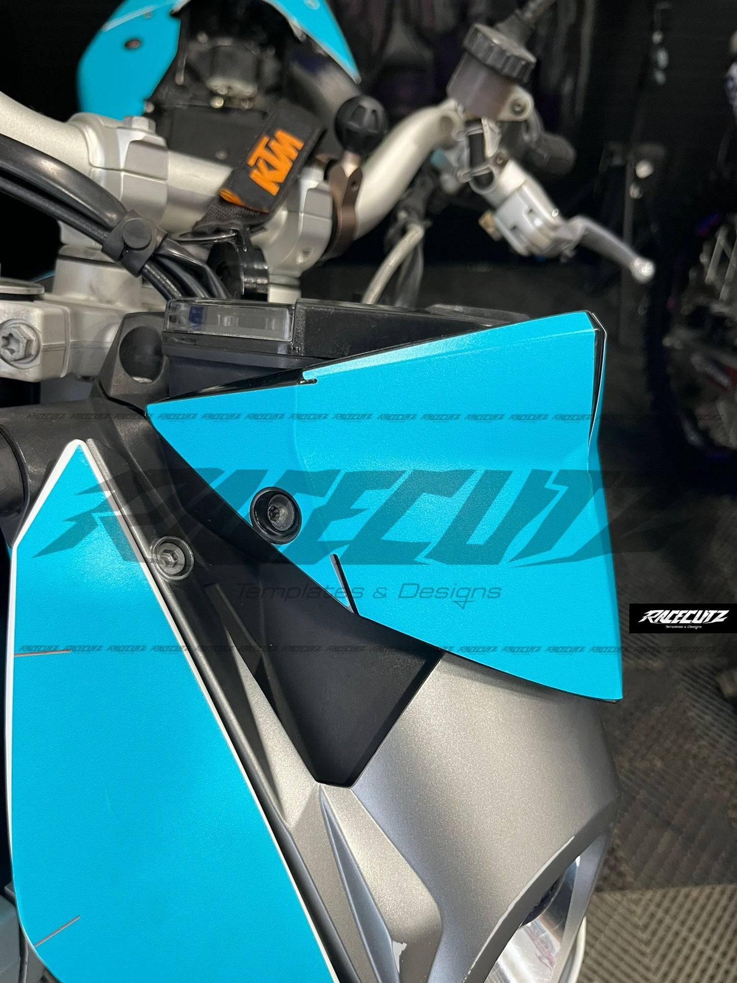 KTM 690 DUKE 2008-2011 TEMPLATE