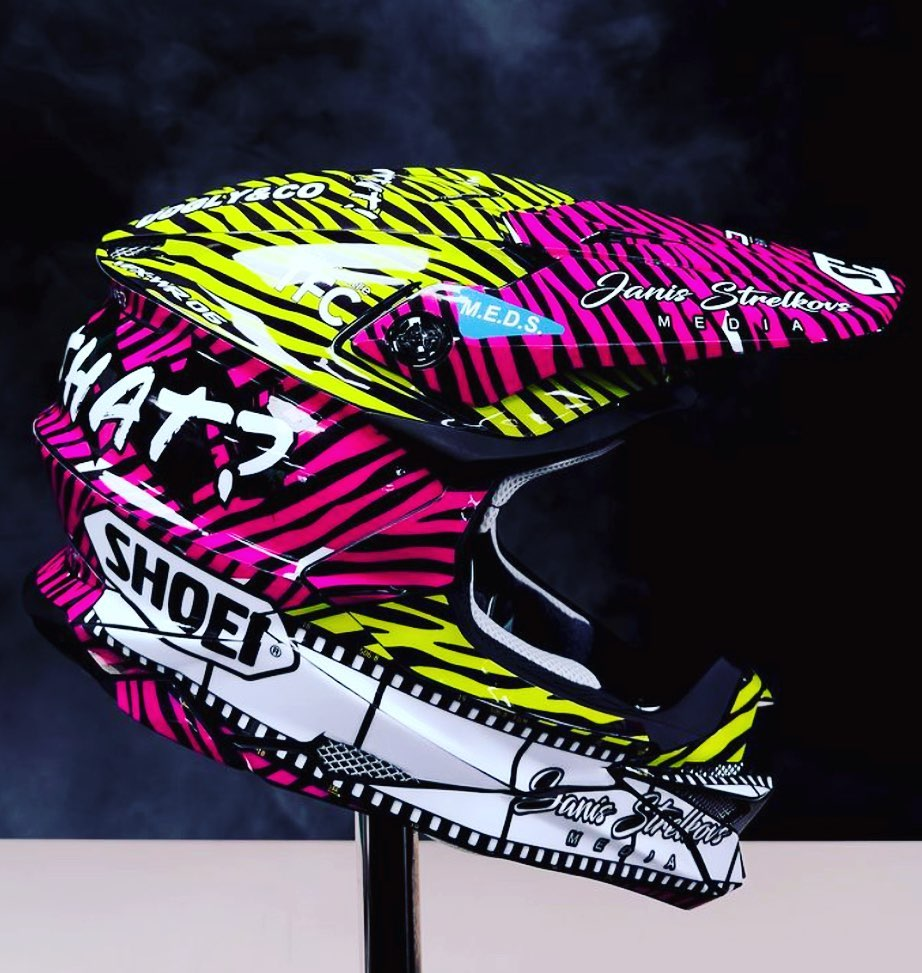 SHOEI VFX-WR - SIZE MEDIUM TEMPLATE