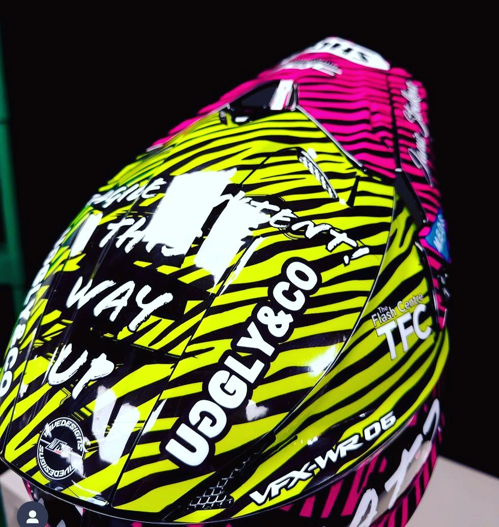 SHOEI VFX-WR - SIZE MEDIUM TEMPLATE