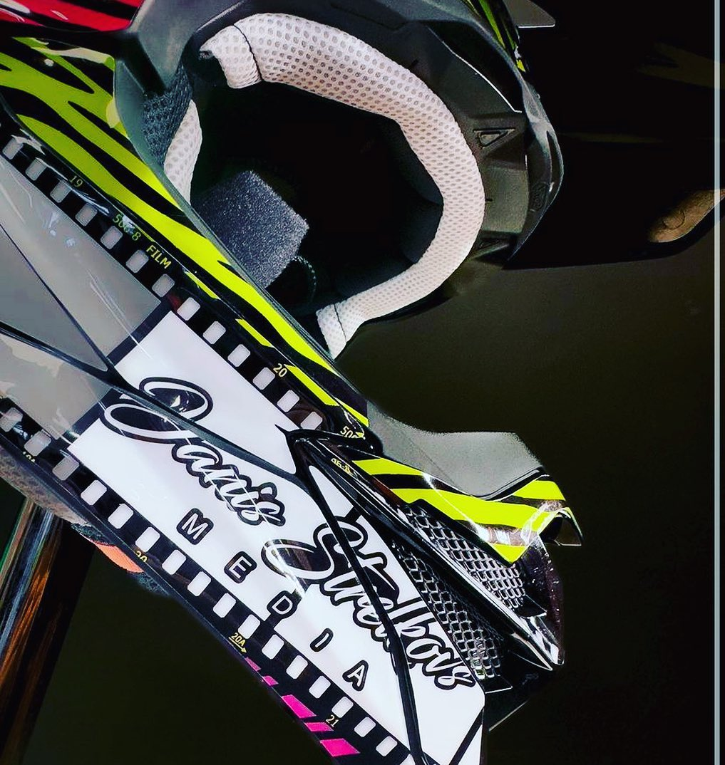 SHOEI VFX-WR - SIZE MEDIUM TEMPLATE