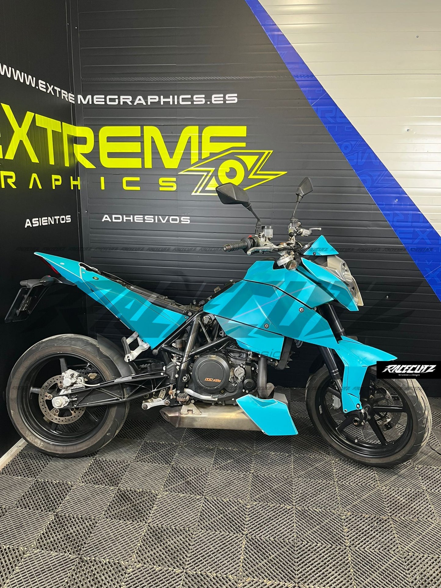 KTM 690 DUKE 2008-2011 TEMPLATE