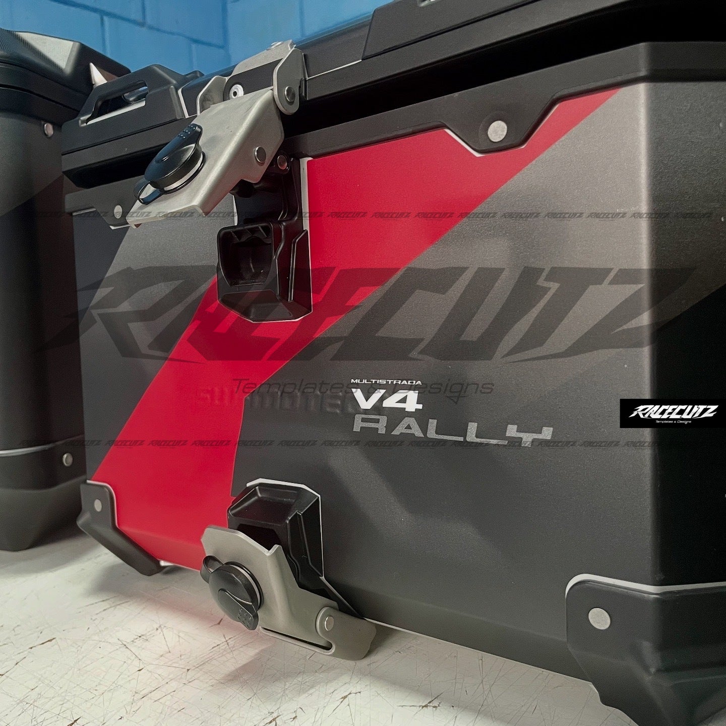 DUCATI DESERTX & MULTISTRADA V4 - PANNIERS TEMPLATE