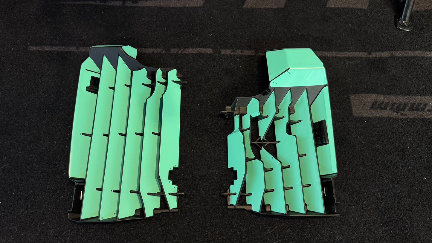 SUZUKI DR-Z4S & SM 2025-2026 - RADIATOR GUARDS TEMPLATE