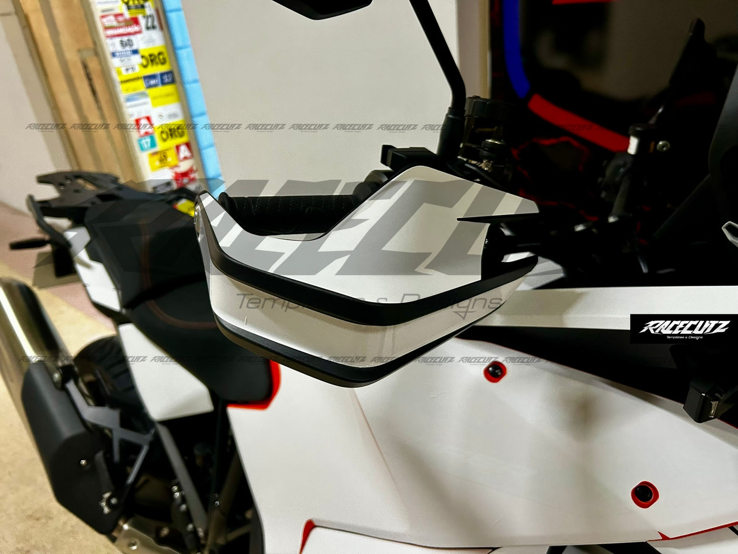 KTM 1390 SUPER ADVENTURE S 2026 TEMPLATE