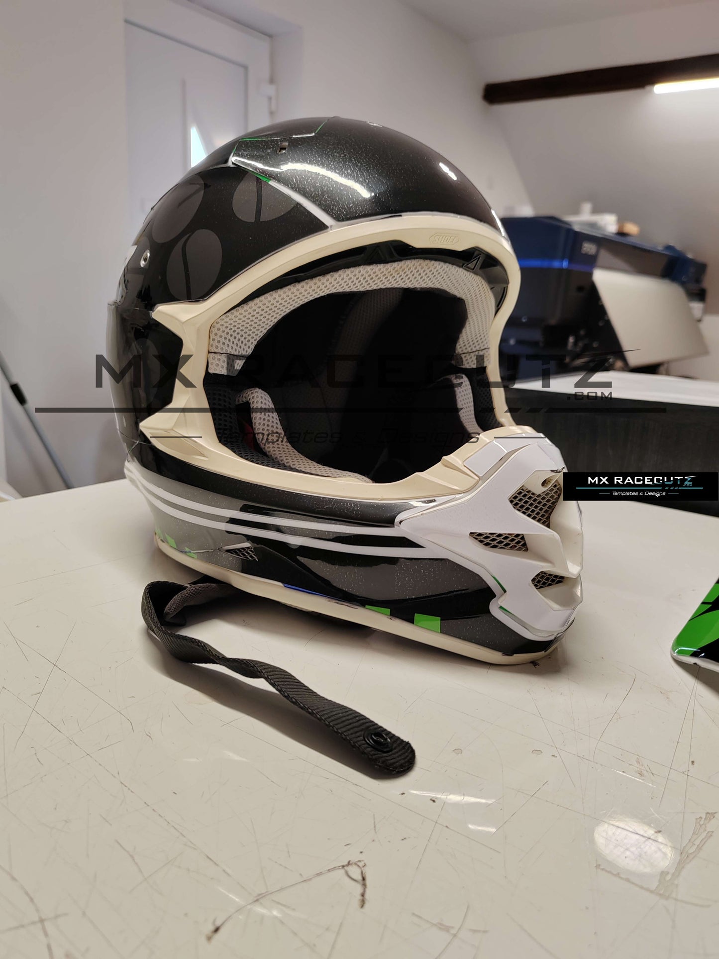 SHOEI VFX-W - SIZE SMALL & MEDIUM TEMPLATE