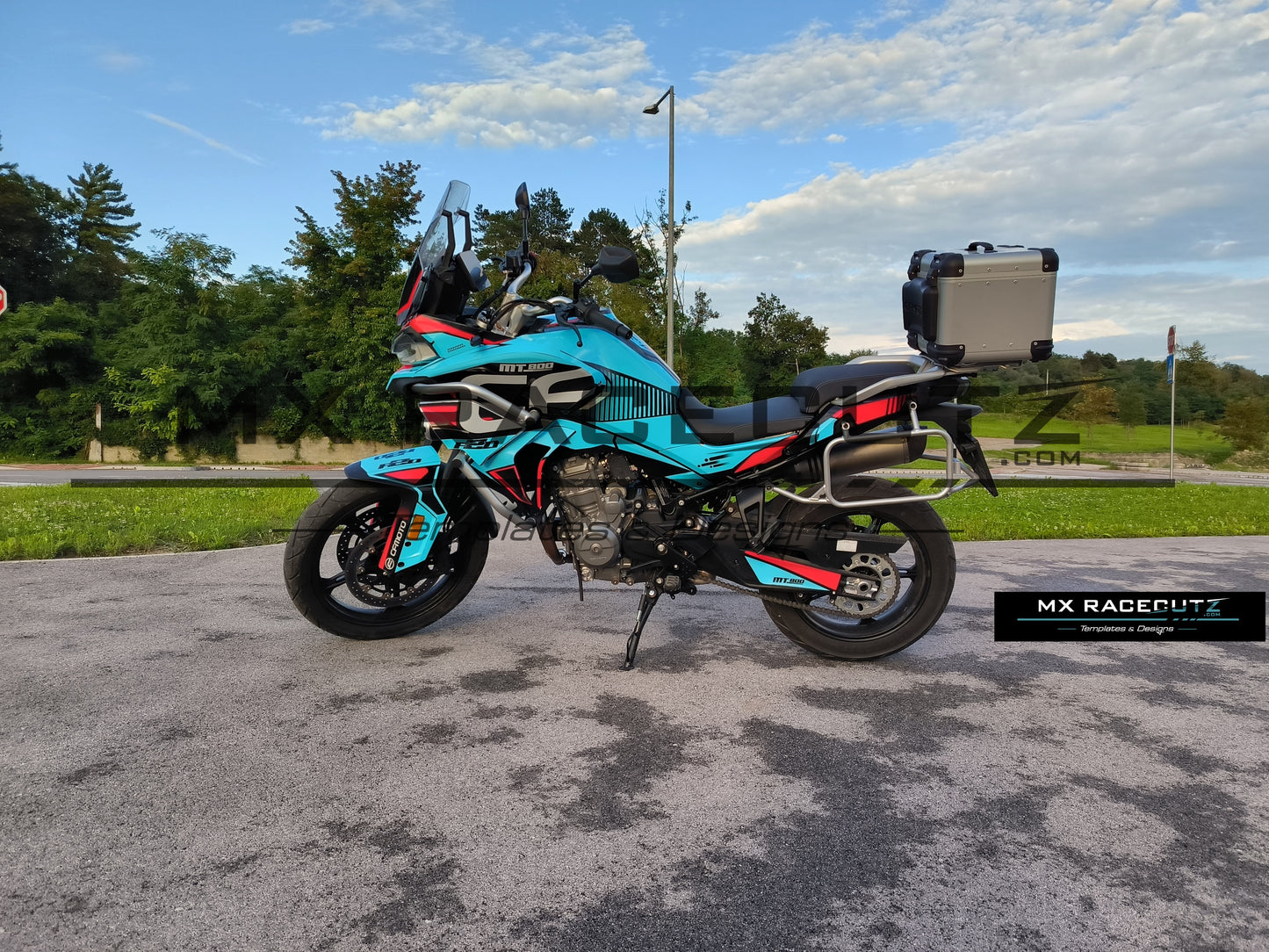CFMOTO - 800 MT 2022-2026 TEMPLATE