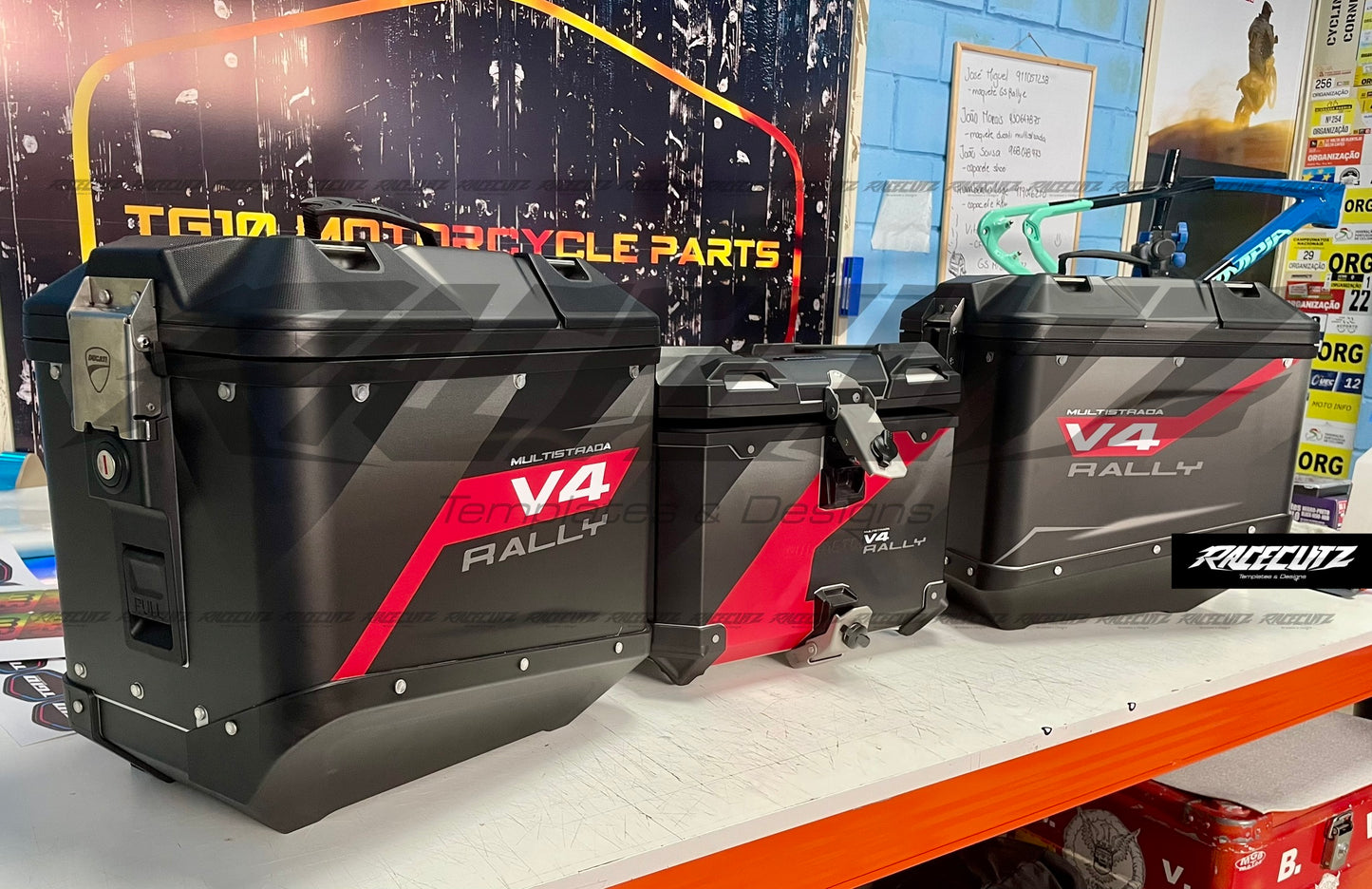 DUCATI DESERTX & MULTISTRADA V4 - PANNIERS TEMPLATE