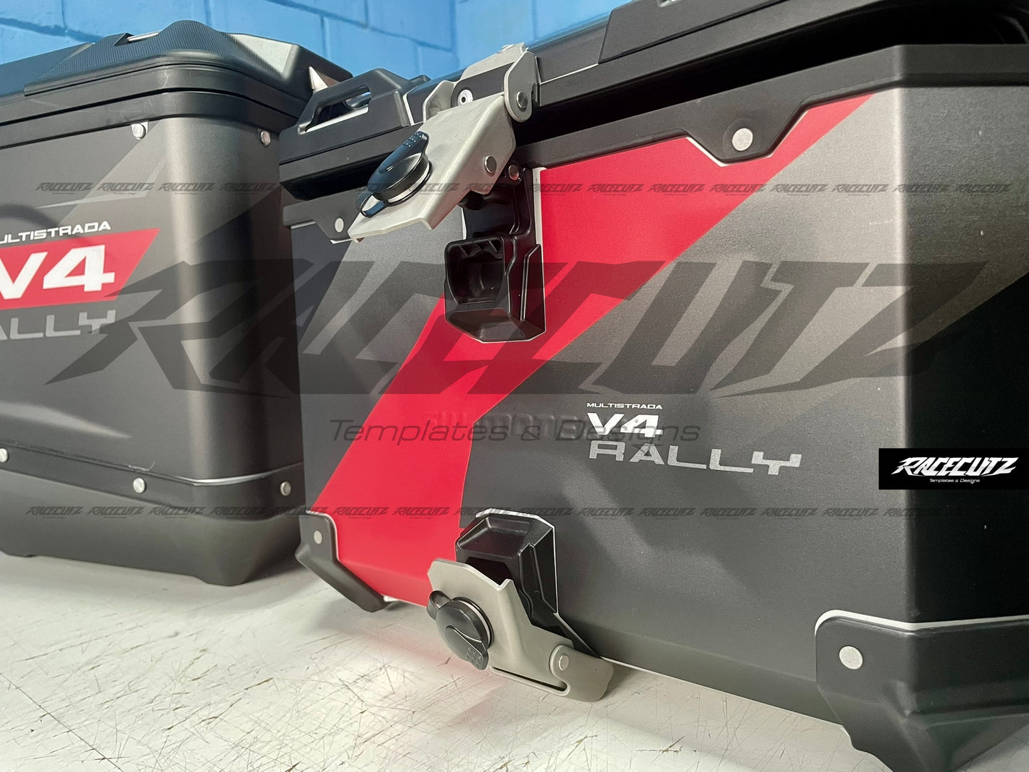 DUCATI DESERTX & MULTISTRADA V4 - PANNIERS TEMPLATE