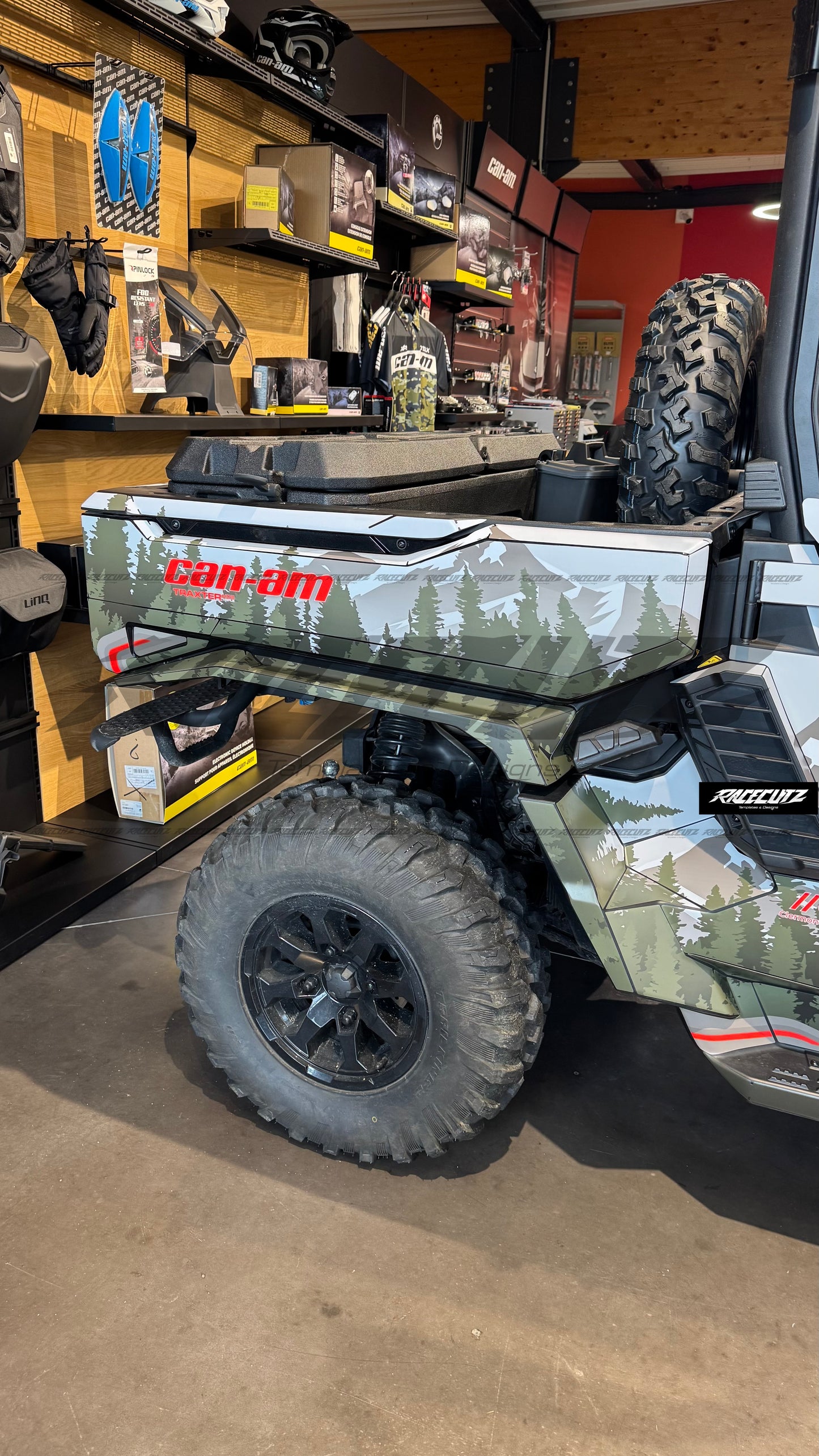 CAN-AM TRAXTER HD11 2026 TEMPLATE