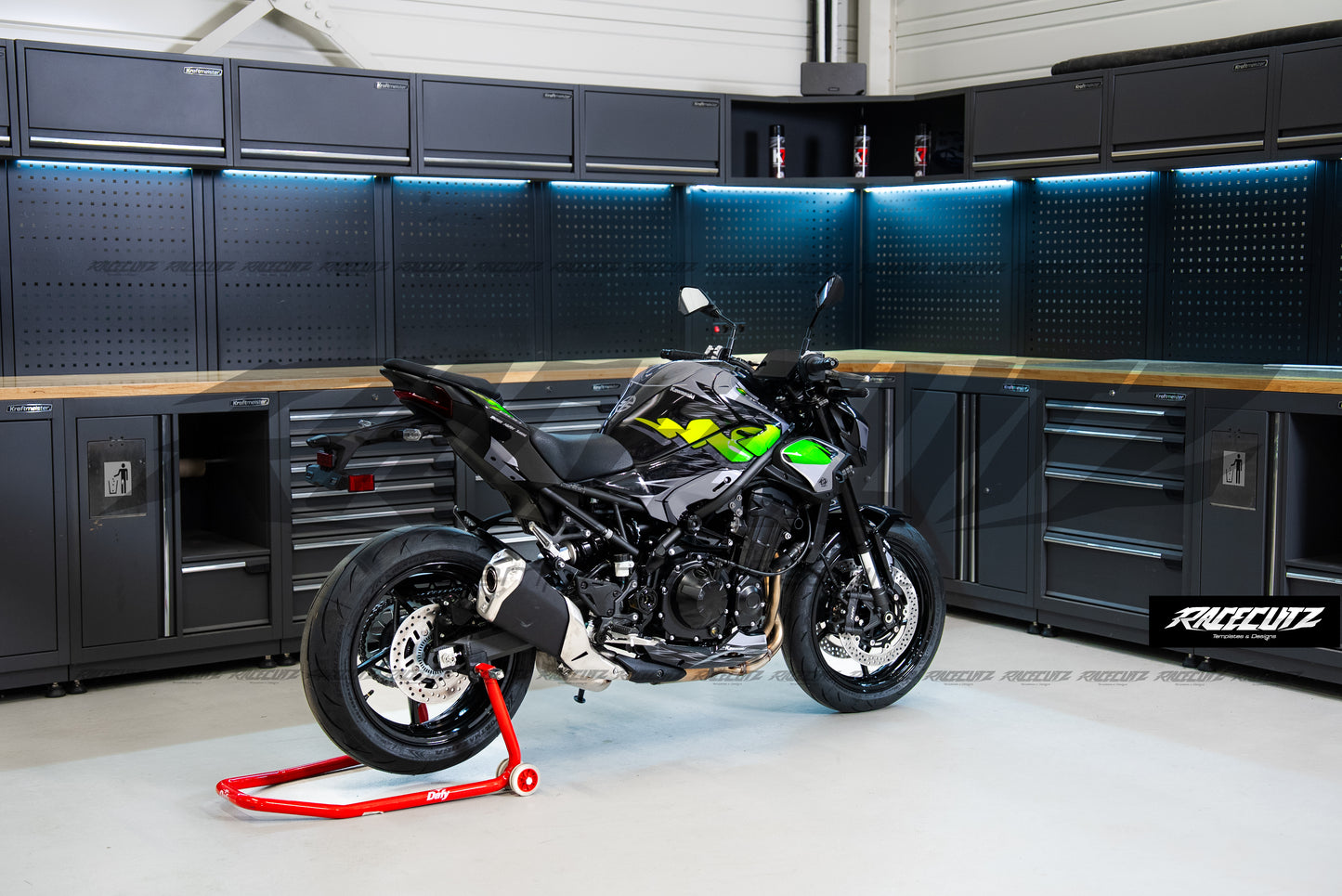 KAWASAKI Z900 2025-2026 TEMPLATE