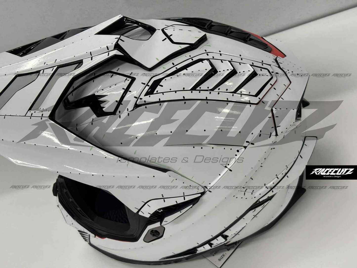 LS2 MX701 EXPLORER CARBON - SIZE MEDIUM & LARGE TEMPLATE