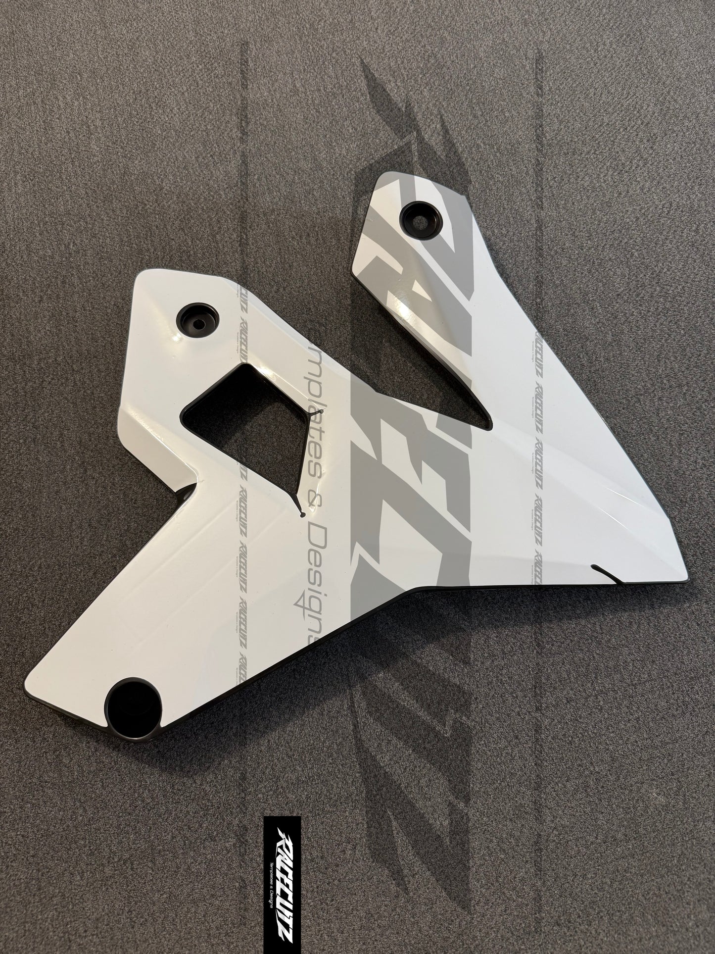 SUZUKI DRZ 400 2000-2024 POLISPORT RESTYLE TEMPLATE