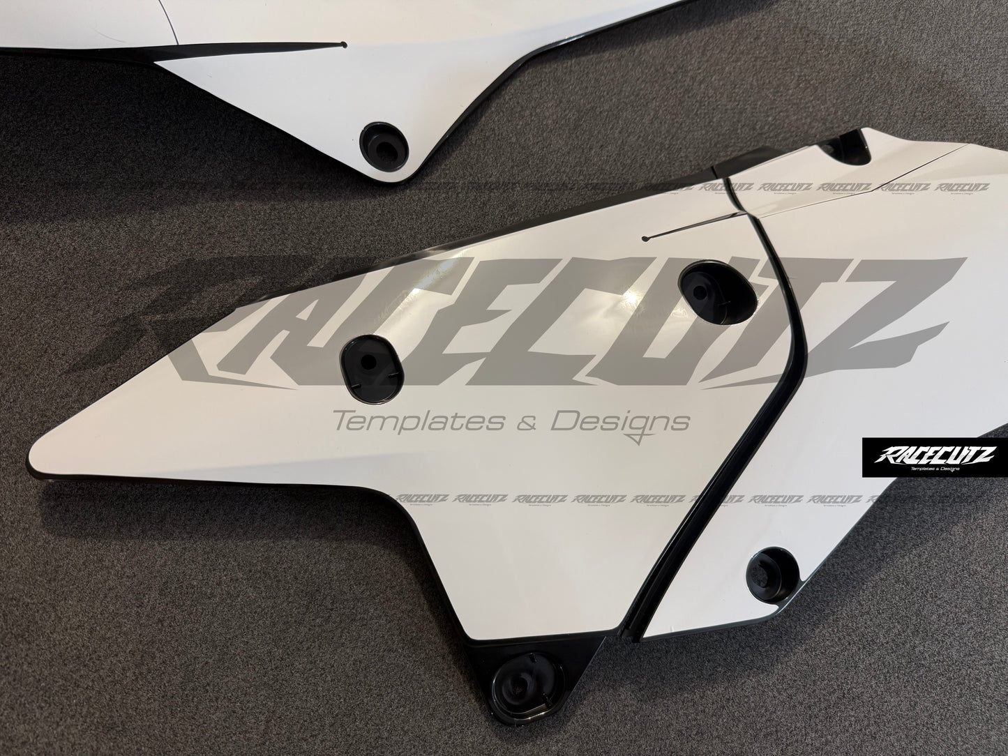 SUZUKI DRZ 400 2000-2024 POLISPORT RESTYLE TEMPLATE