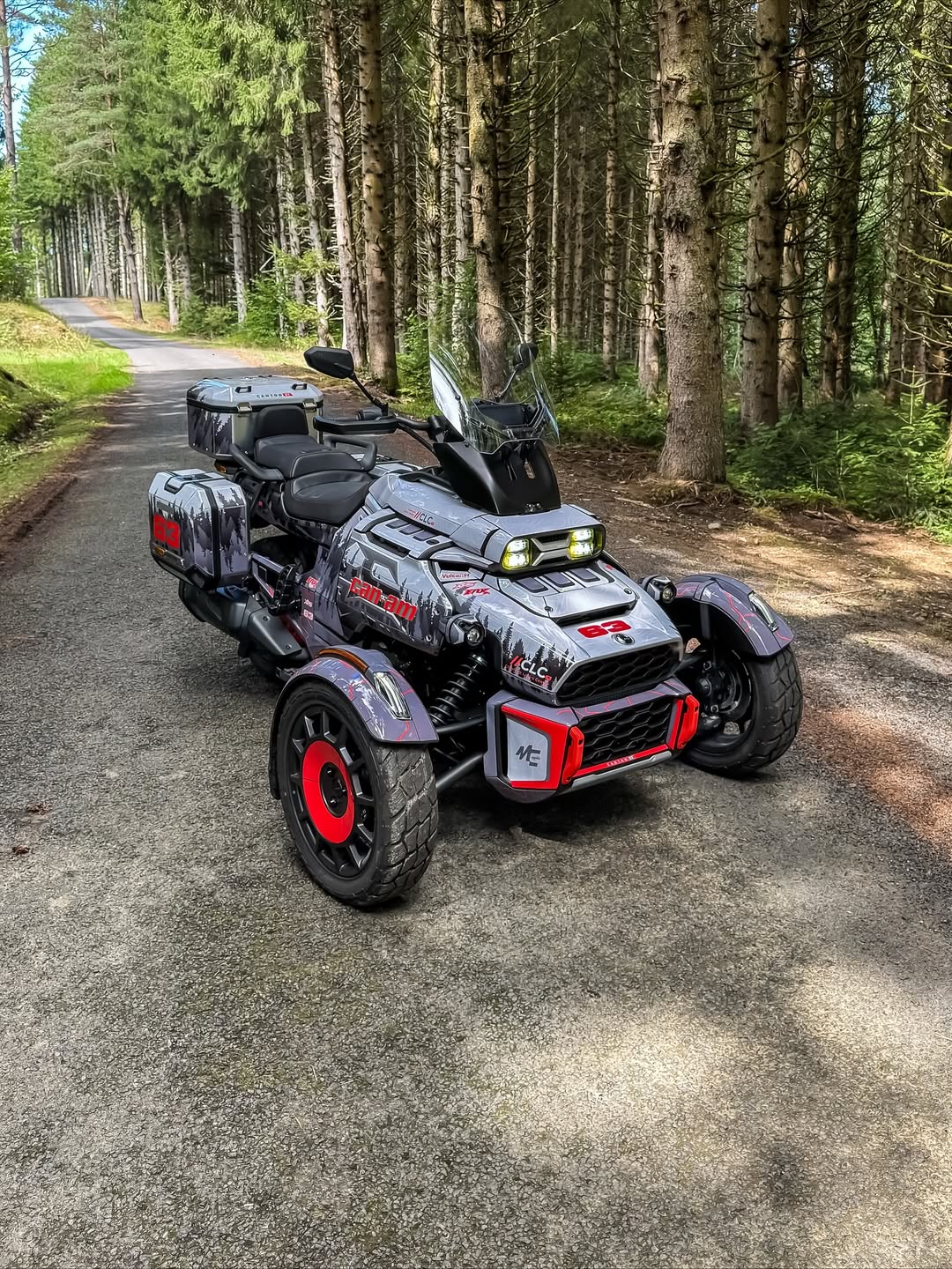 CAN-AM SPYDER CANYON 2025-2026 TEMPLATE
